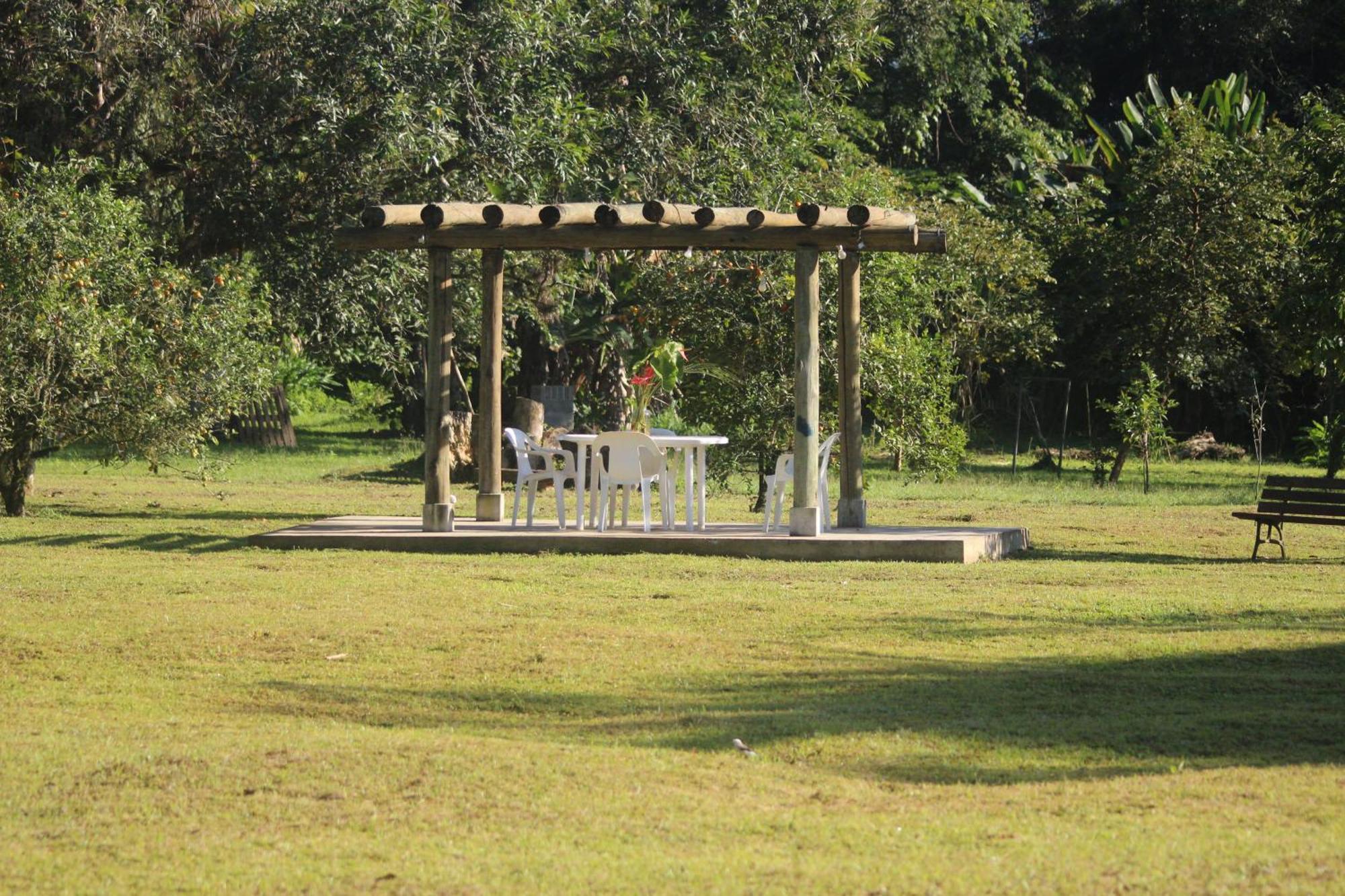 Ecoisa De Chacara - Casa De Vidro, Casa De Campo Morretes Extérieur photo